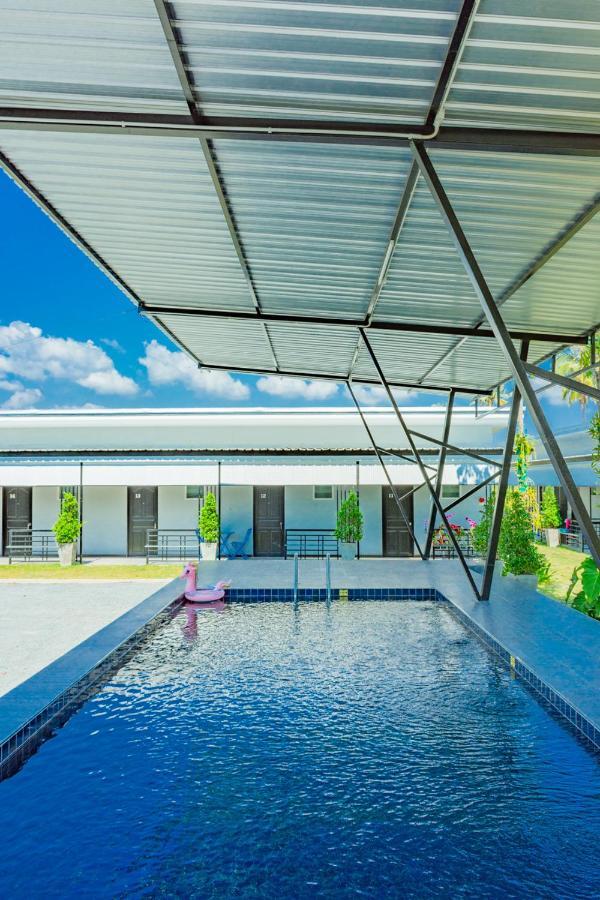 Oyo 533 Runya Poolvilla Prachuap Khiri Khan Eksteriør bilde