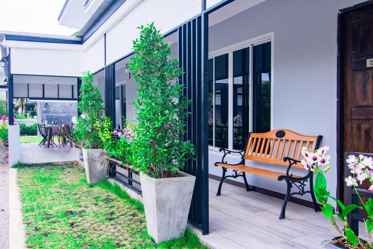 Oyo 533 Runya Poolvilla Prachuap Khiri Khan Eksteriør bilde